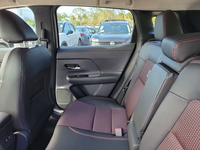 New 2026 Nissan Kicks SR FWD image 24