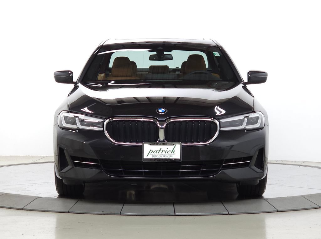 Used 2023 BMW 540i xDrive w/ Premium Package AWD/4WD image 2