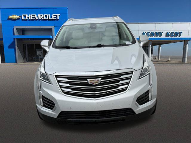 Used 2017 Cadillac XT5 Luxury w/ Driver Awareness Package FWD image 8