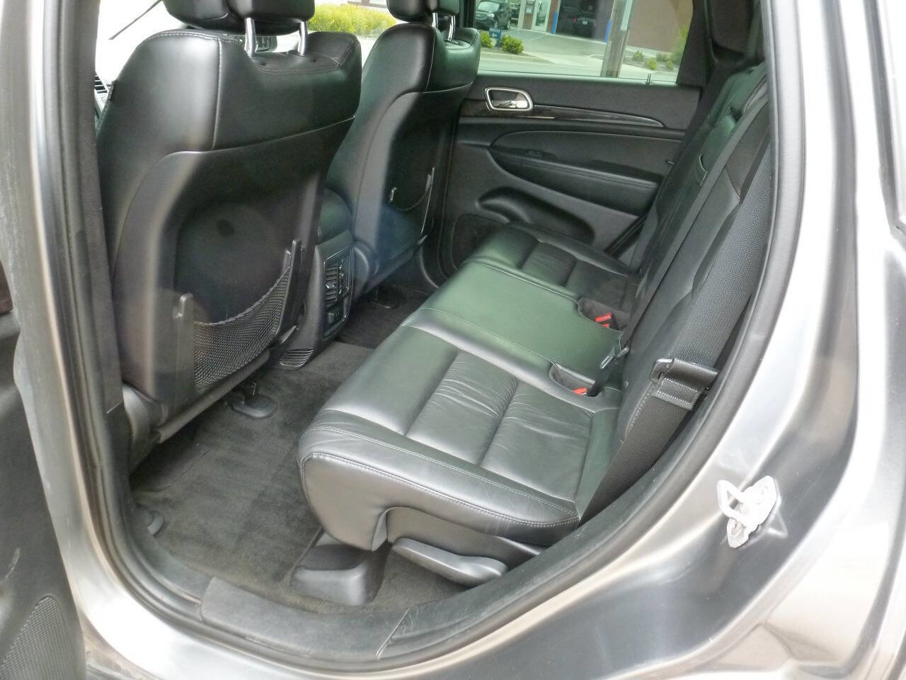 Used 2013 Jeep Grand Cherokee Laredo image 10