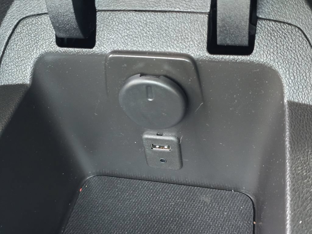 Used 2013 Chevrolet Camaro LT RWD image 22