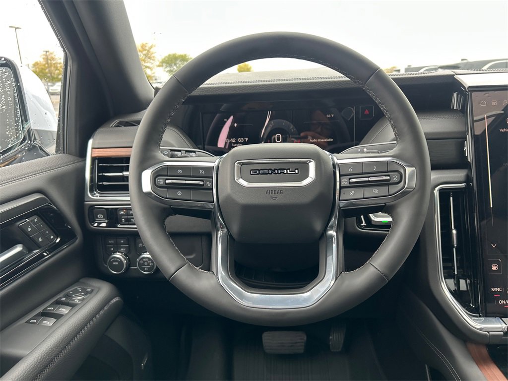 New 2026 GMC Yukon Denali w/ Sun & Power Step Package image 28