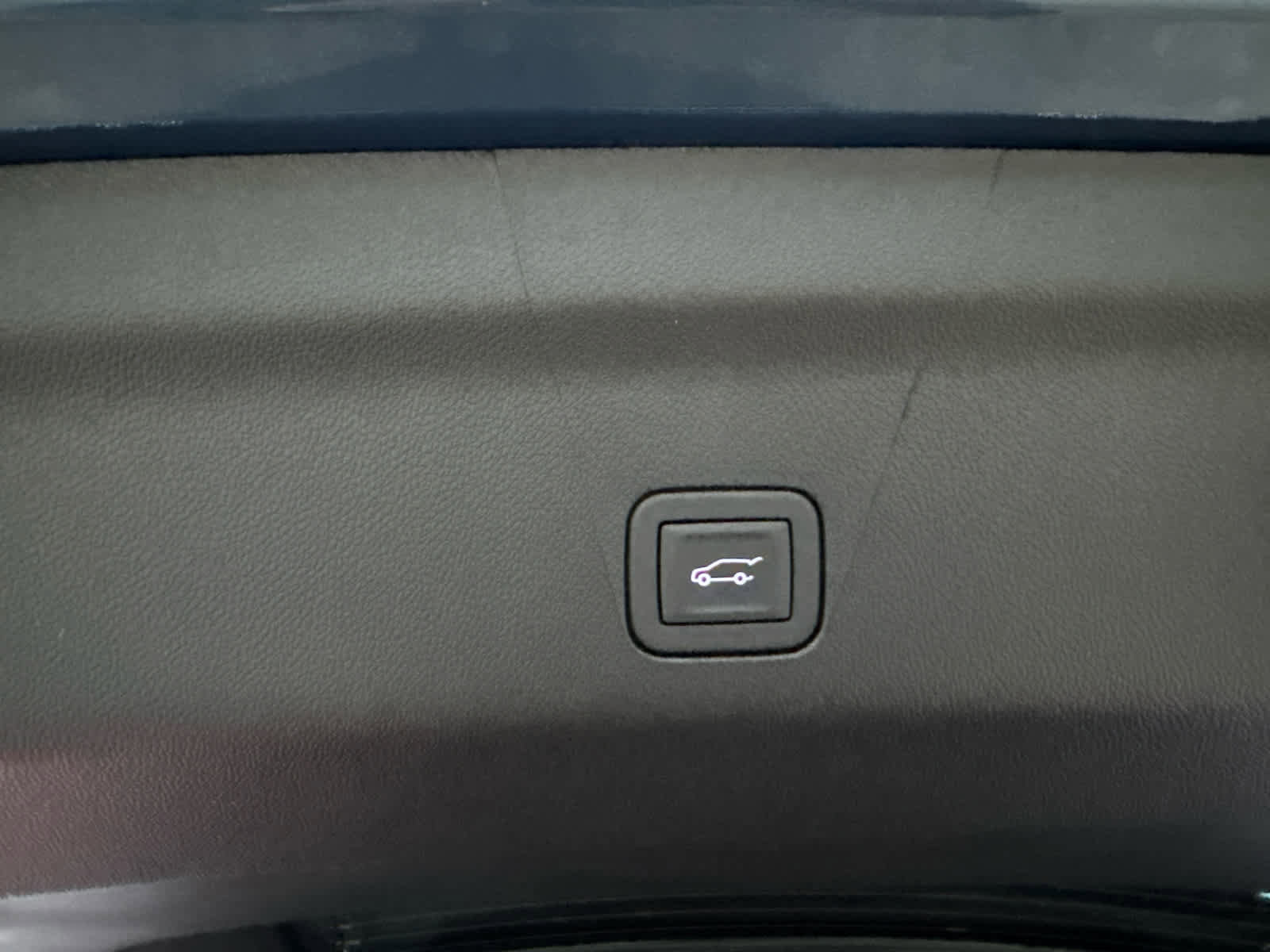 New 2026 Chevrolet Suburban Premier w/ Sun And Tow Package image 35