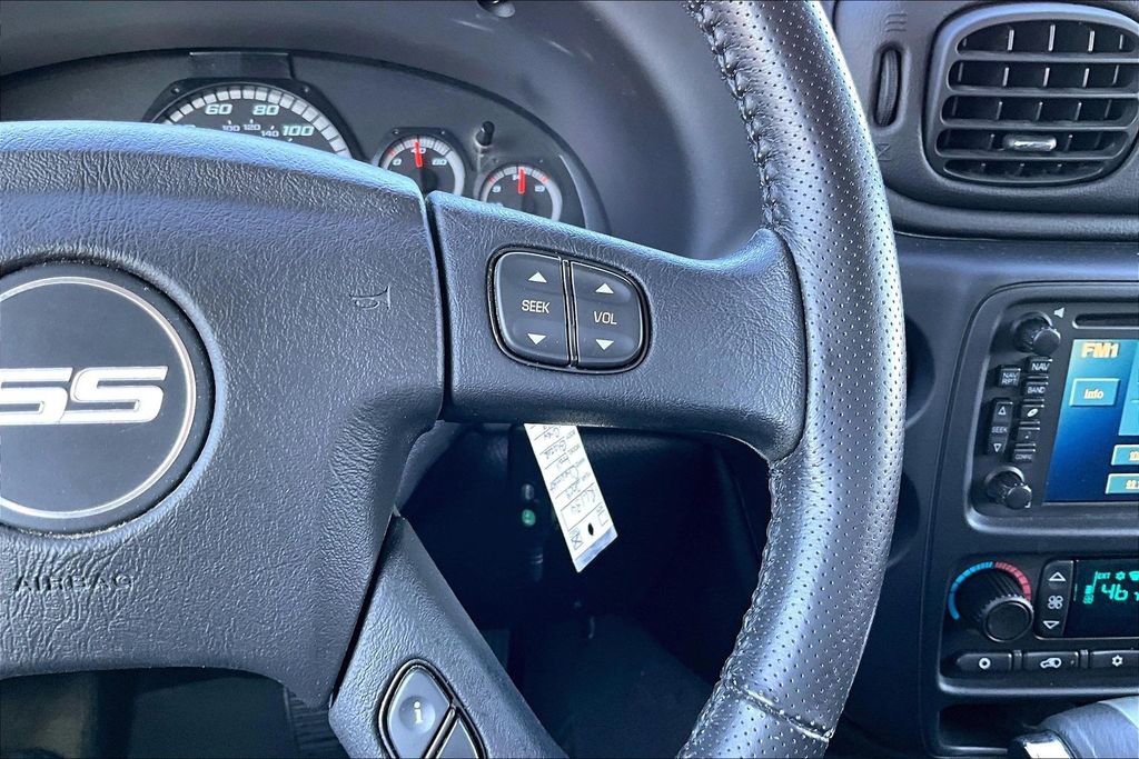 Used 2008 Chevrolet TrailBlazer SS w/ Sun And 6-Disc Cd Package image 18