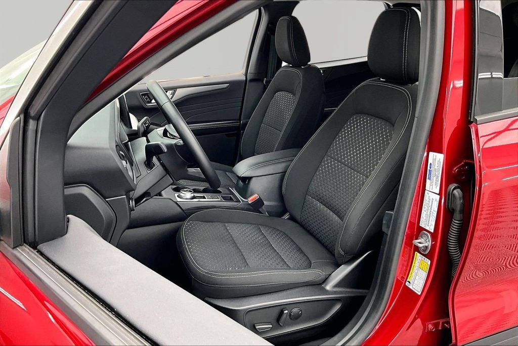 Certified 2023 Ford Escape Active w/ Tech Pack #2 FWD image 24