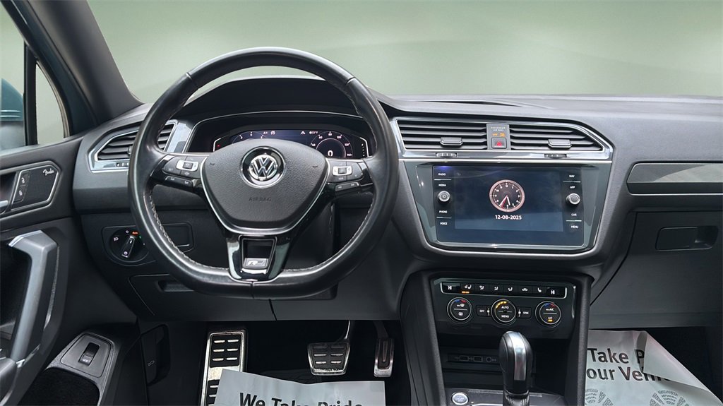 Used 2020 Volkswagen Tiguan SEL Premium R-Line image 14