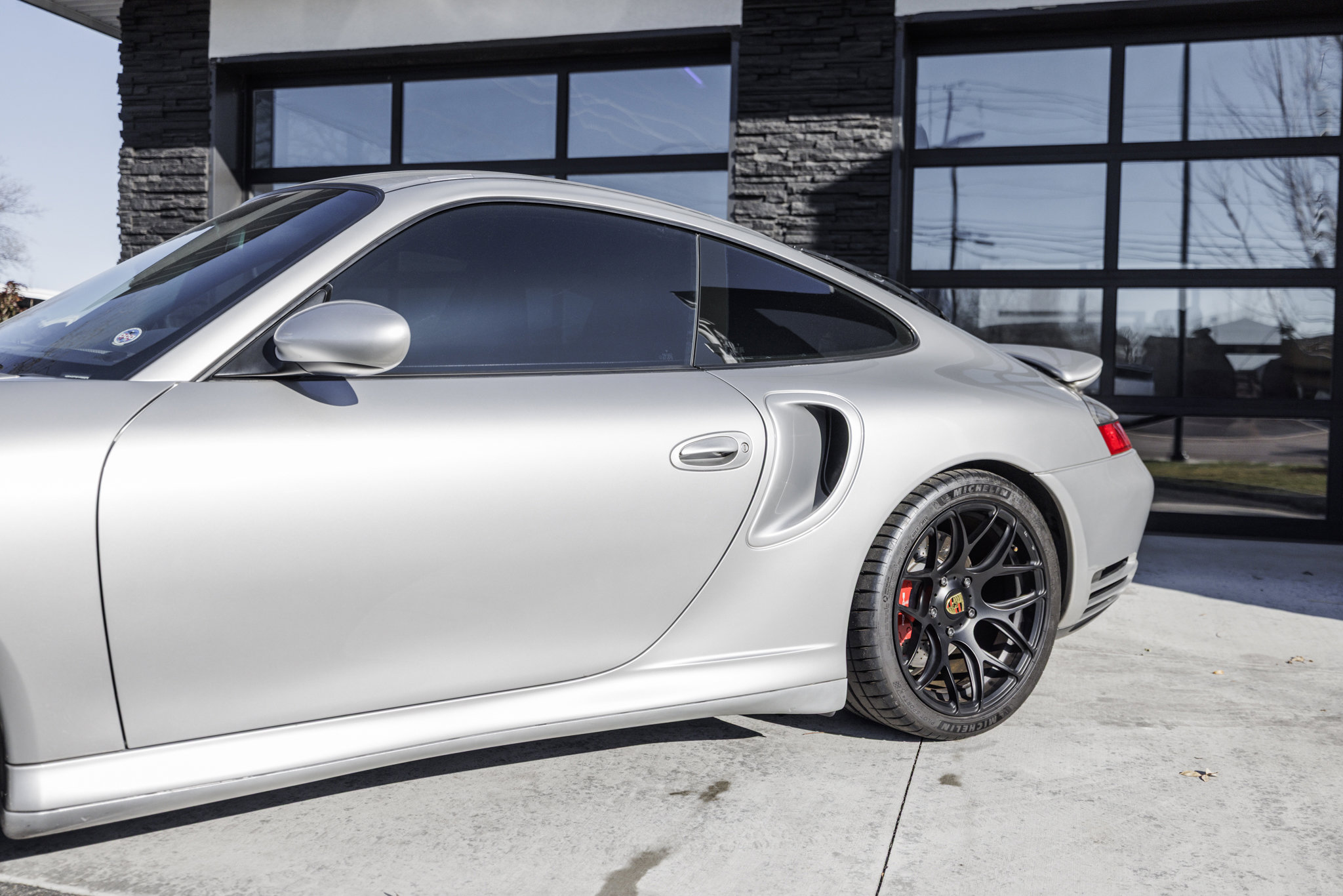 Used 2001 Porsche 911 Turbo image 6