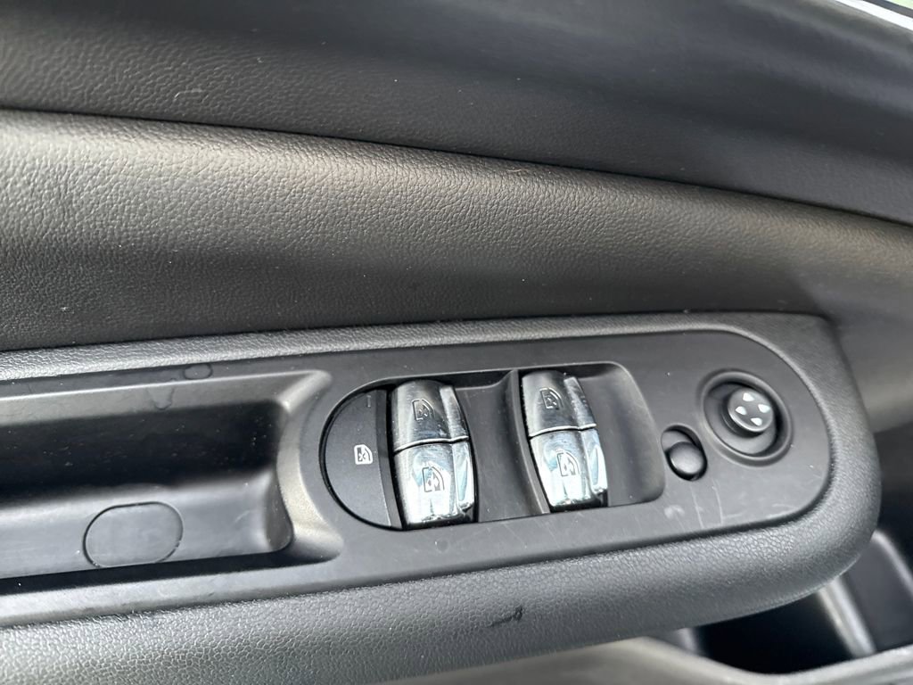 Used 2020 MINI Cooper Clubman S image 11