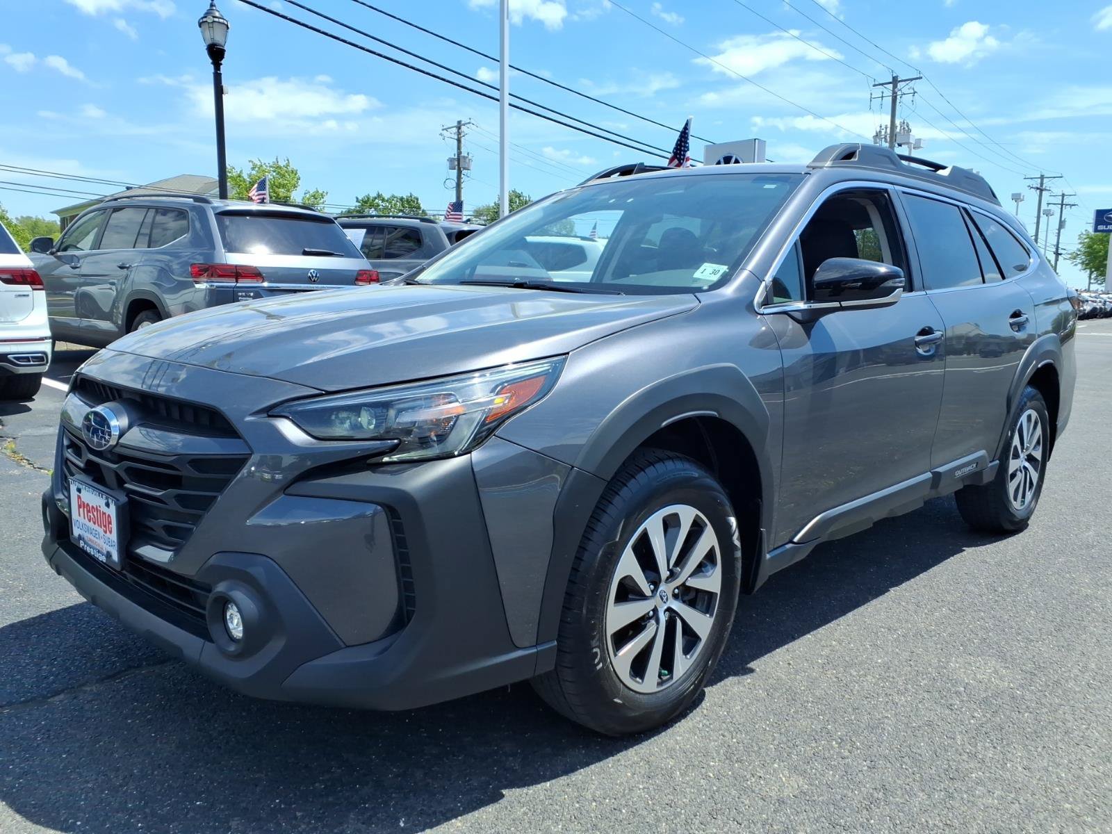 Used 2025 Subaru Outback Premium AWD/4WD image 5