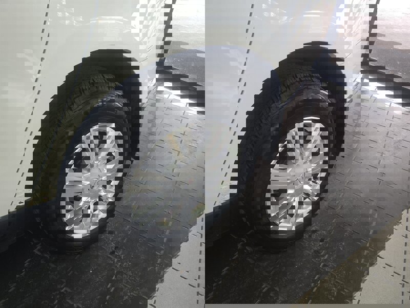 Used 2013 Cadillac SRX Luxury w/ Driver Awareness Package image 30