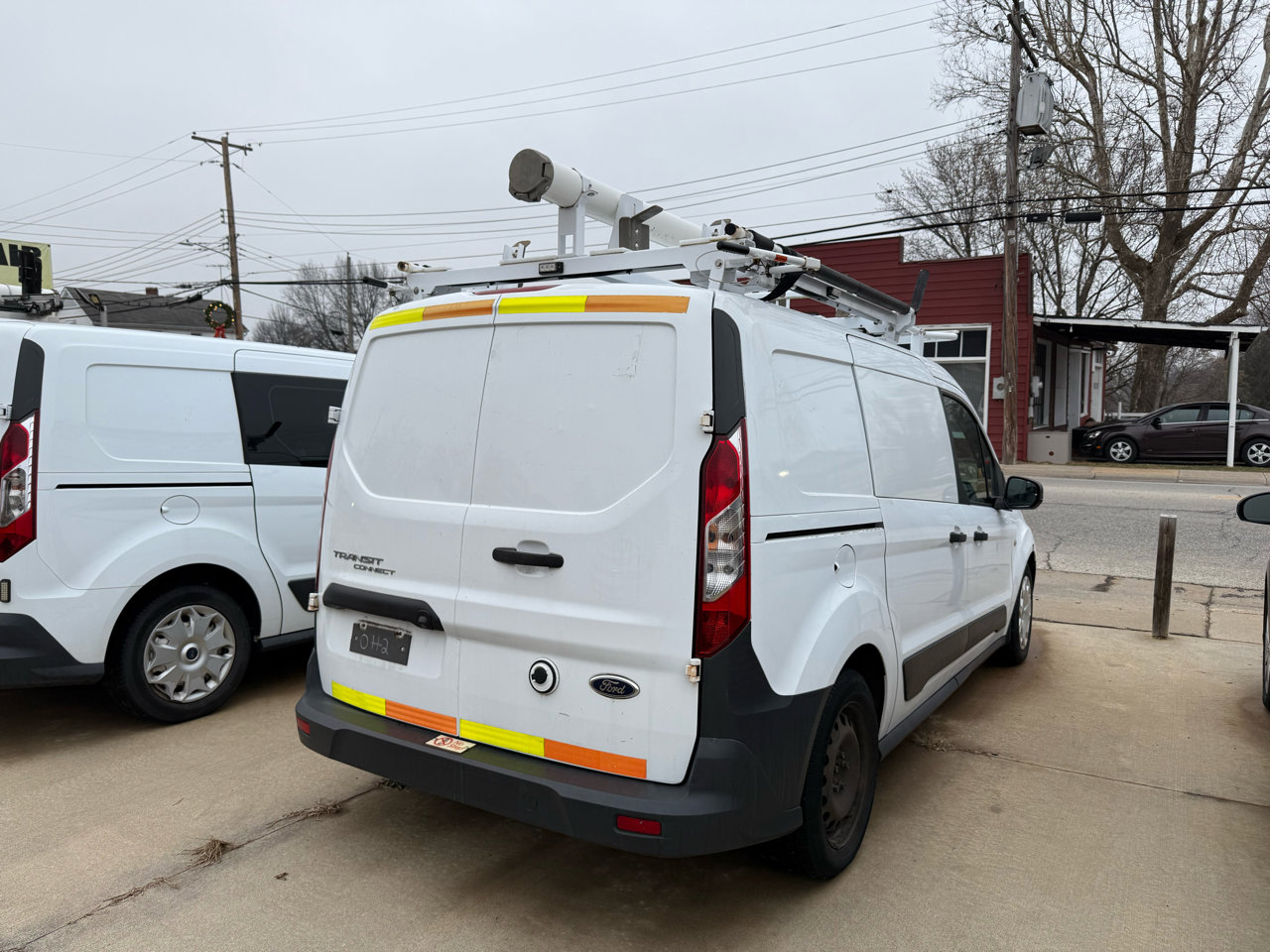 Used 2016 Ford Transit Connect XL image 4