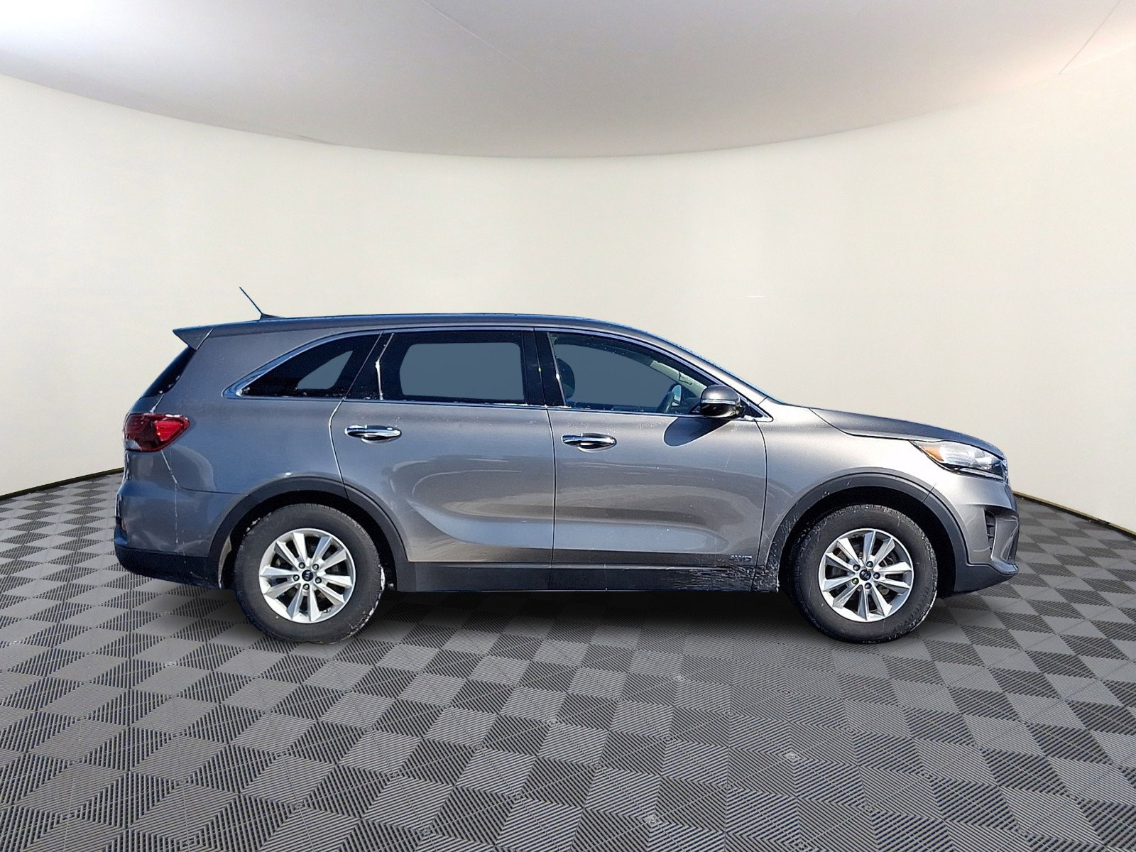 Used 2019 Kia Sorento AWD V6 image 7