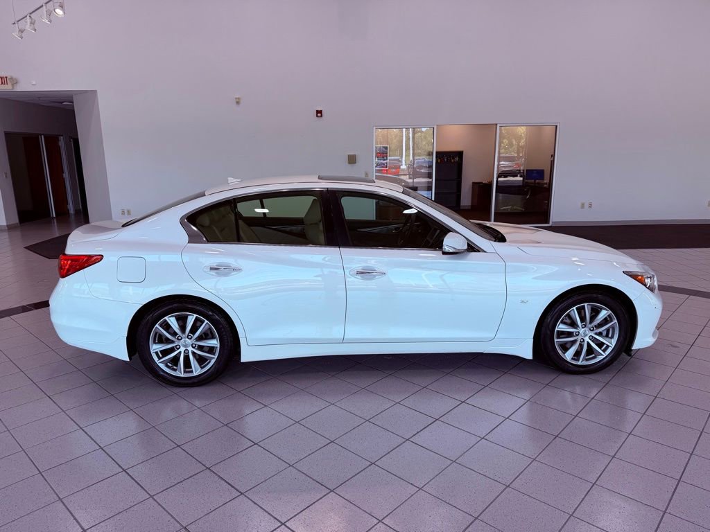 Used 2015 INFINITI Q50 Premium w/ Navigation Package image 14