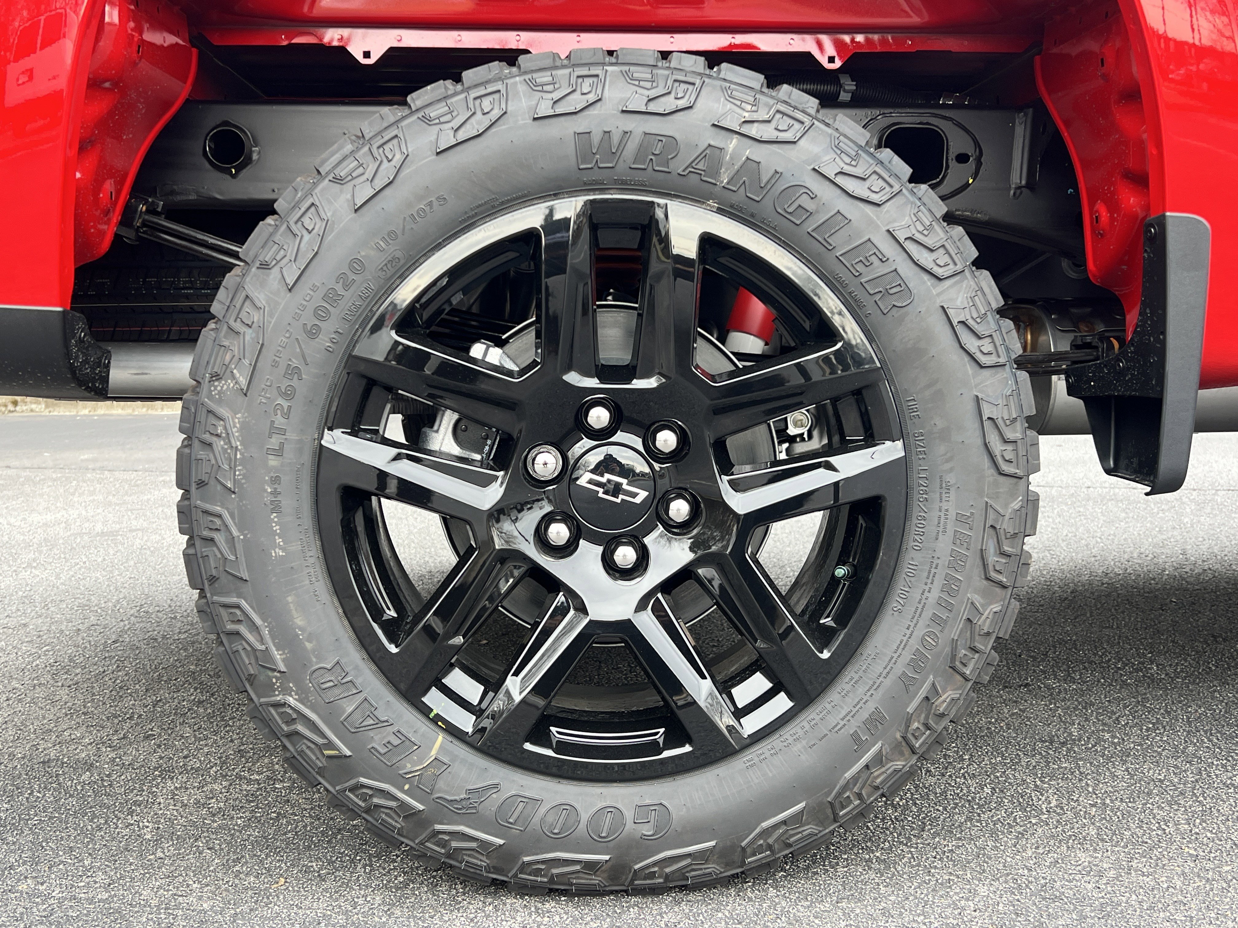 Used 2026 Chevrolet Silverado 1500 Custom Trail Boss w/ LPO, Dark Essentials Package image 37
