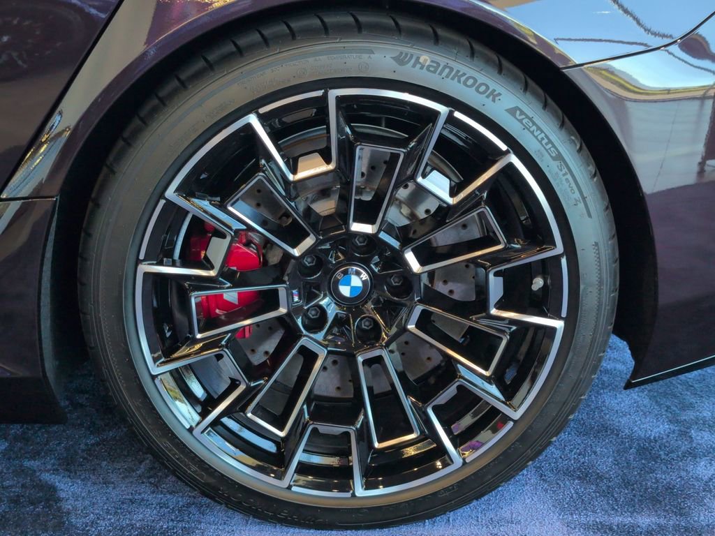 New 2026 BMW M5 w/ Carbon Package AWD/4WD image 19