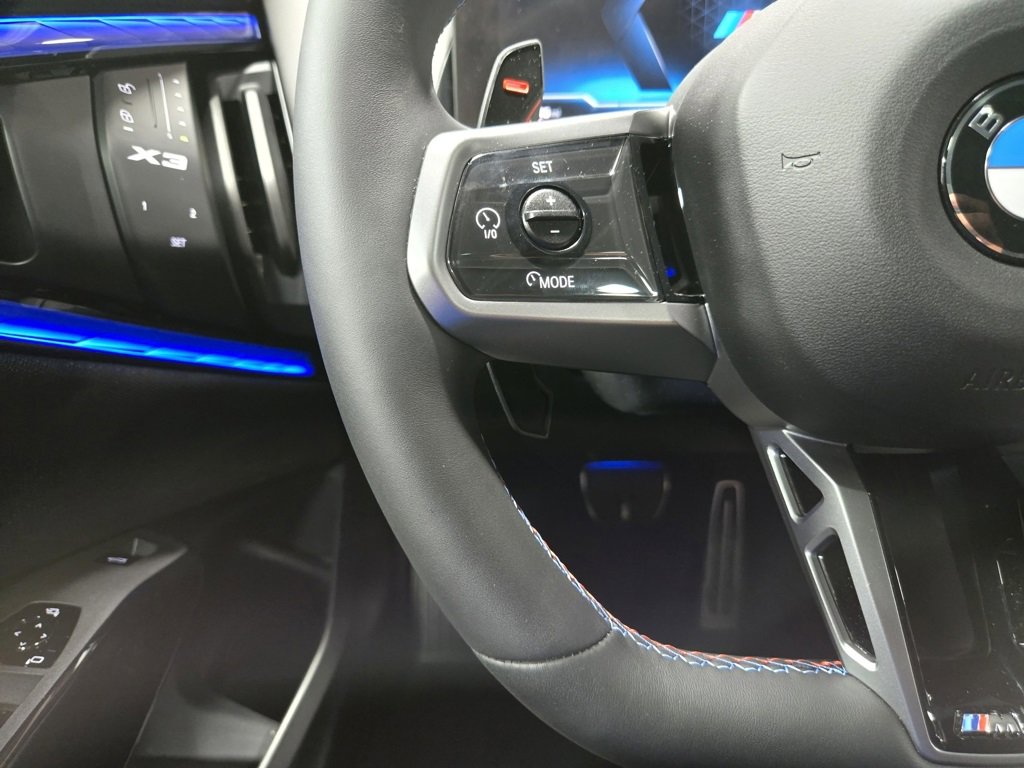 Used 2025 BMW X3 M50 w/ Premium Package image 16