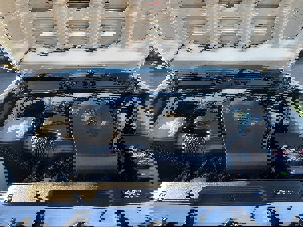 Used 2016 Toyota Tacoma TRD Sport image 37