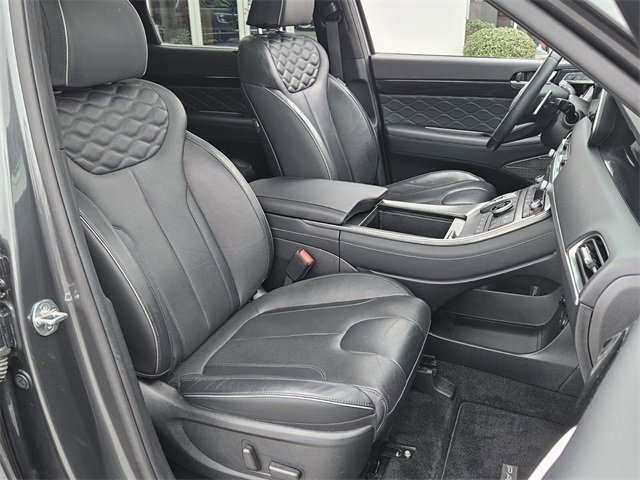 Used 2020 Hyundai Palisade Limited image 18