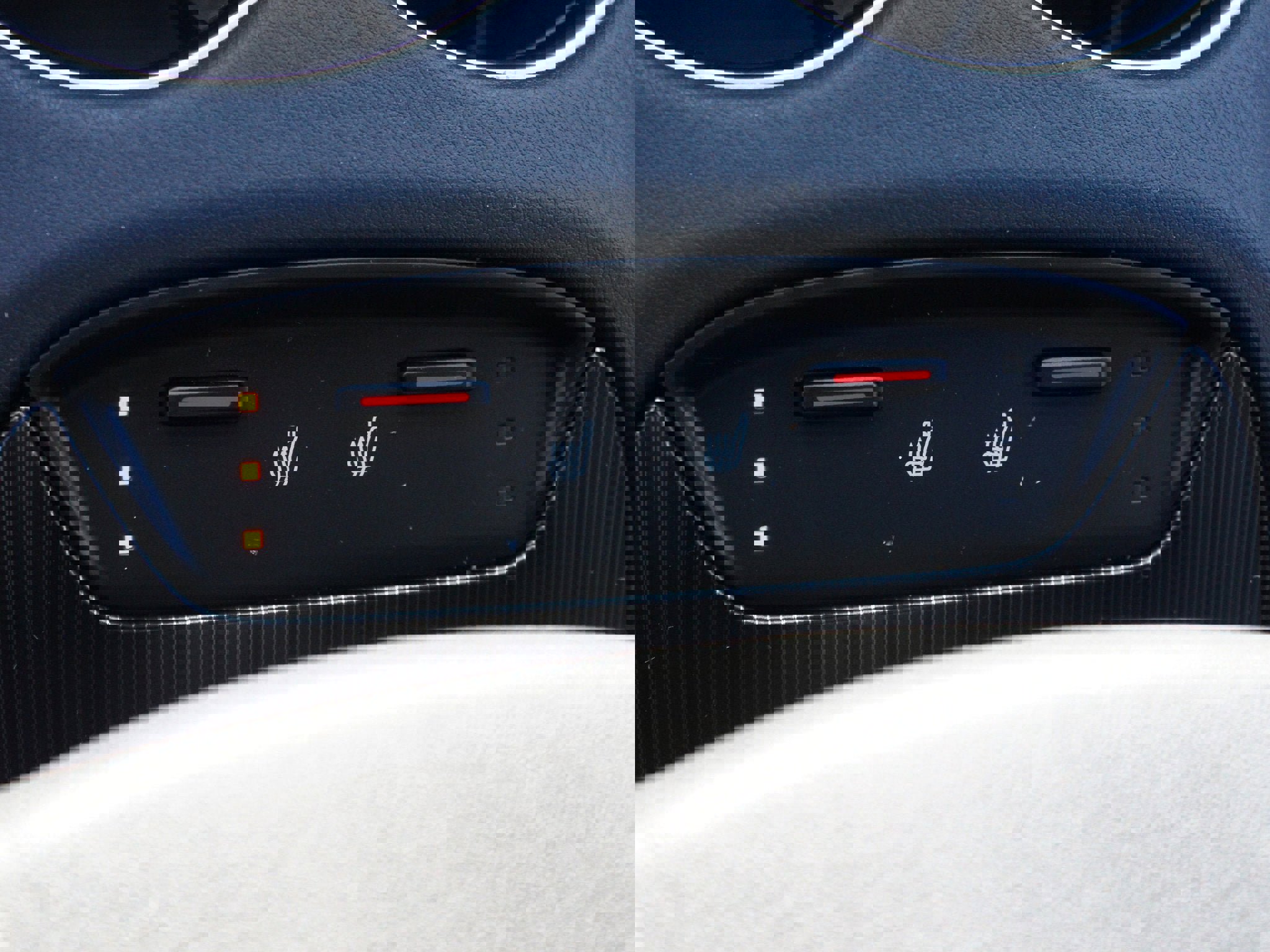 Used 2023 Toyota Venza XLE image 7