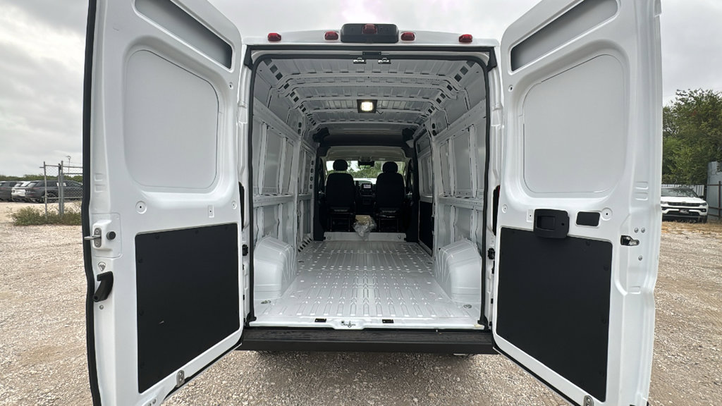 New 2027 RAM ProMaster 2500 FWD image 10