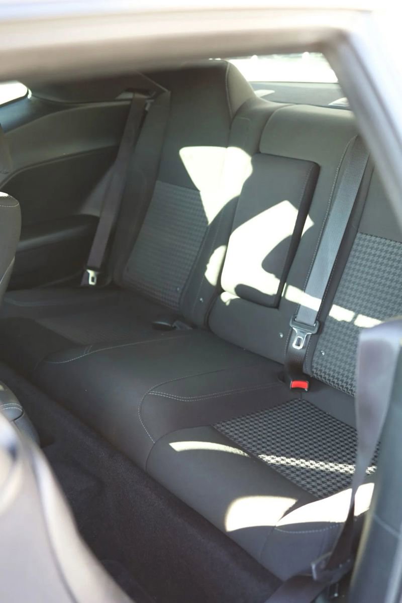 Used 2016 Dodge Challenger R/T w/ Blacktop Package image 33