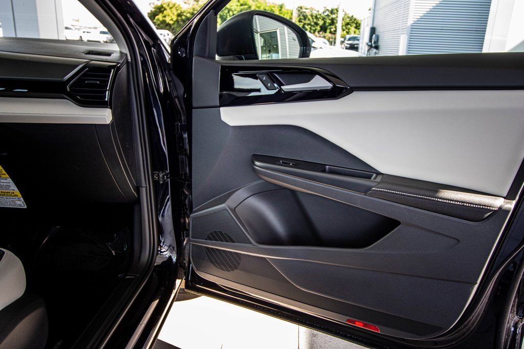 New 2026 Volkswagen Taos S image 41