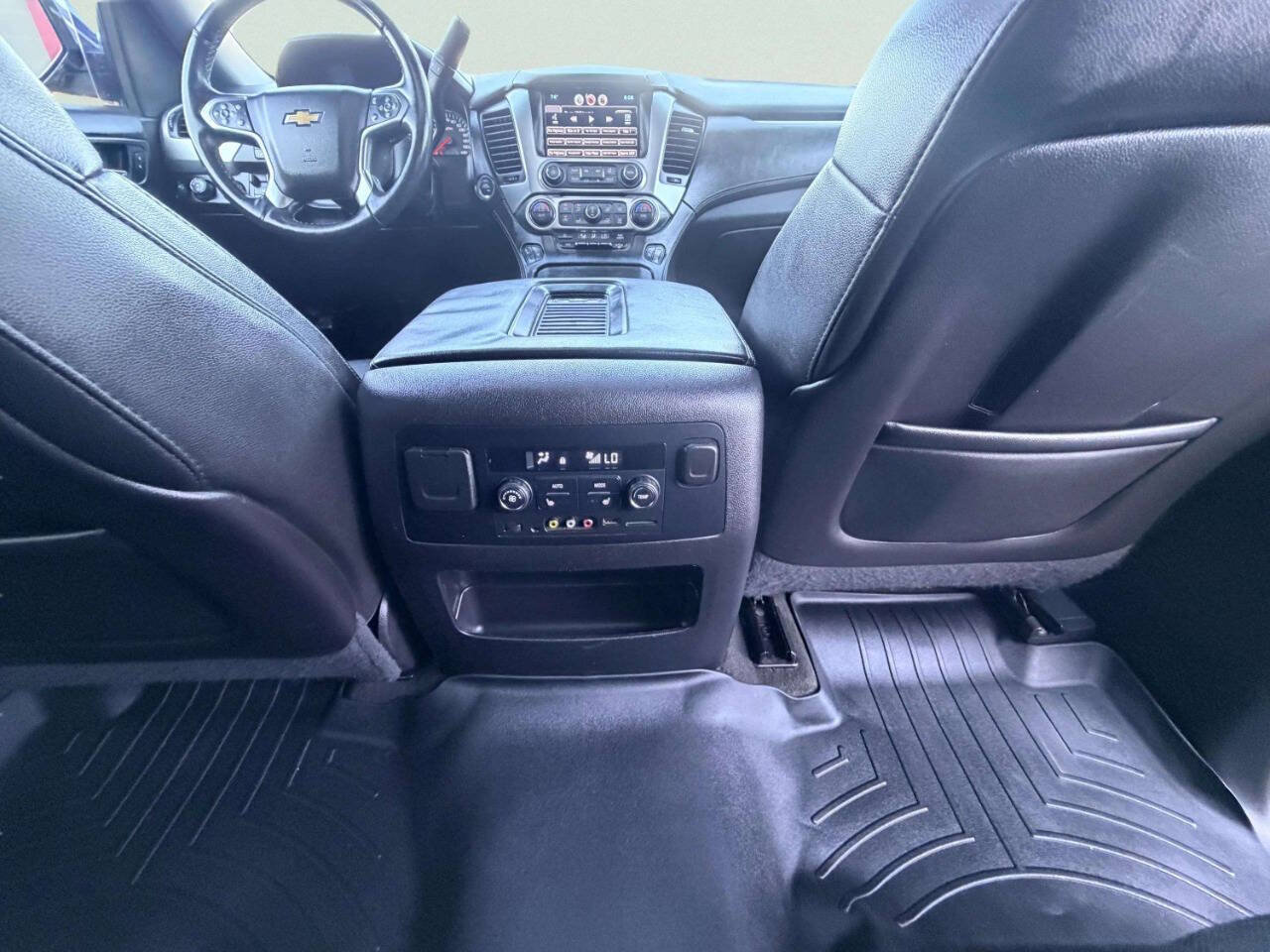 Used 2015 Chevrolet Suburban LTZ AWD/4WD image 29