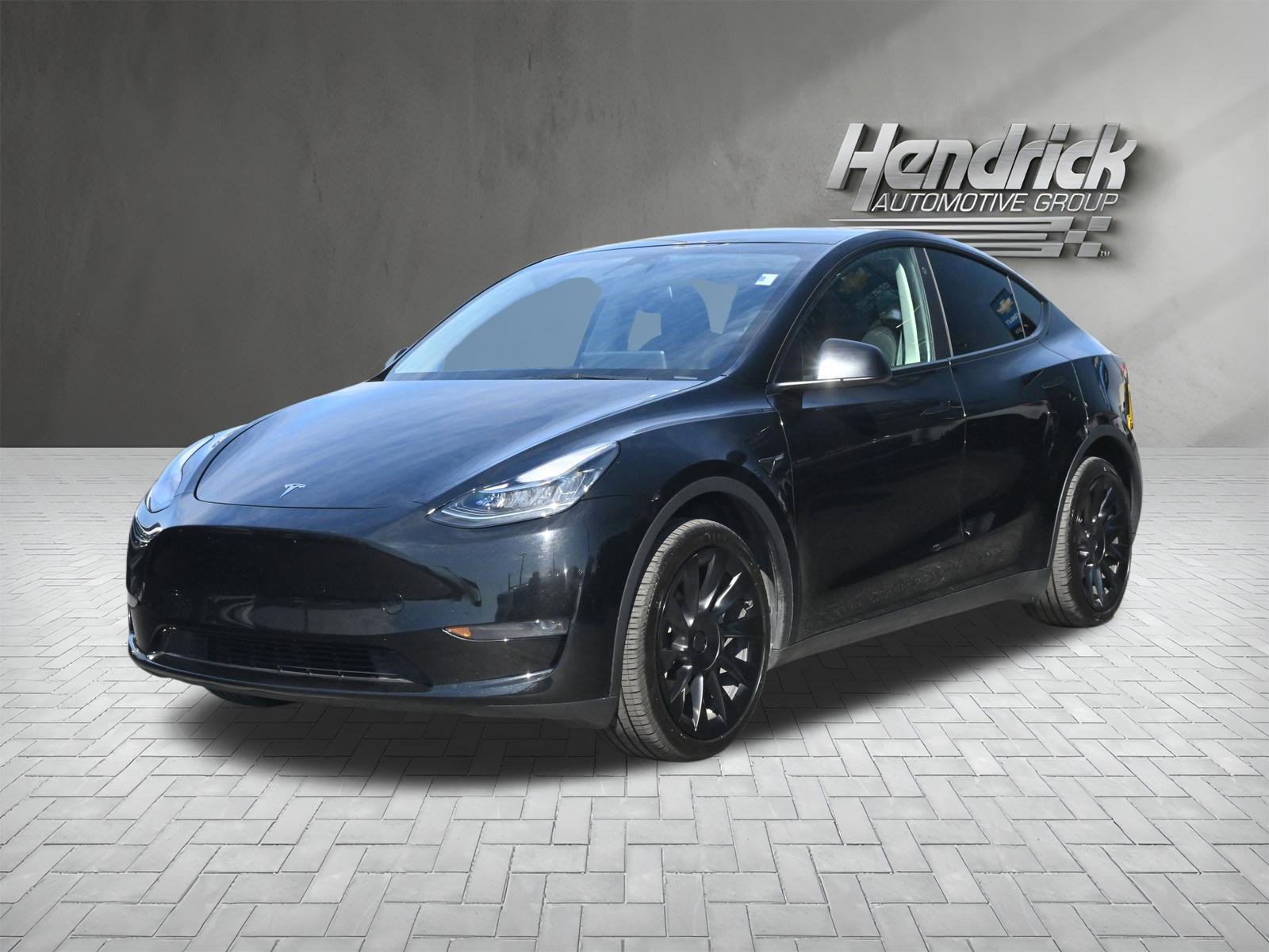 Used 2023 Tesla Model Y Long Range image 9