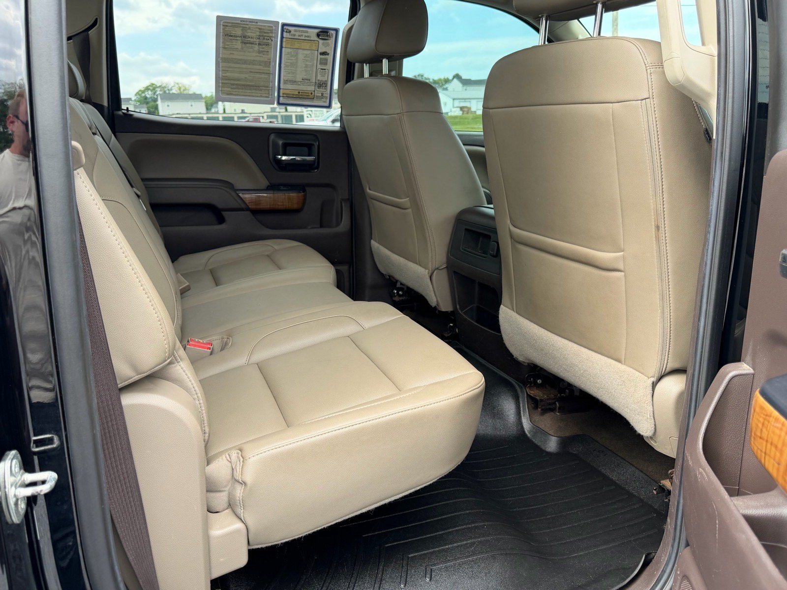 Used 2017 GMC Sierra 2500 SLT w/ Duramax Plus Package AWD/4WD image 32