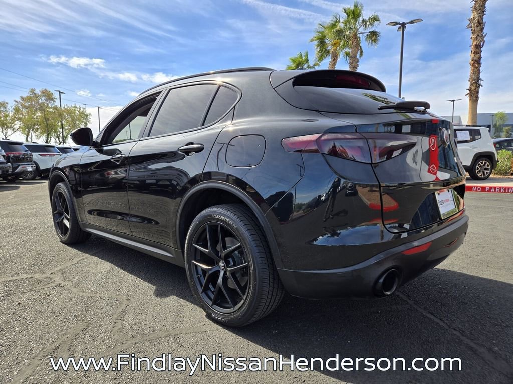 Used 2020 Alfa Romeo Stelvio w/ Nero Edizione RWD image 4