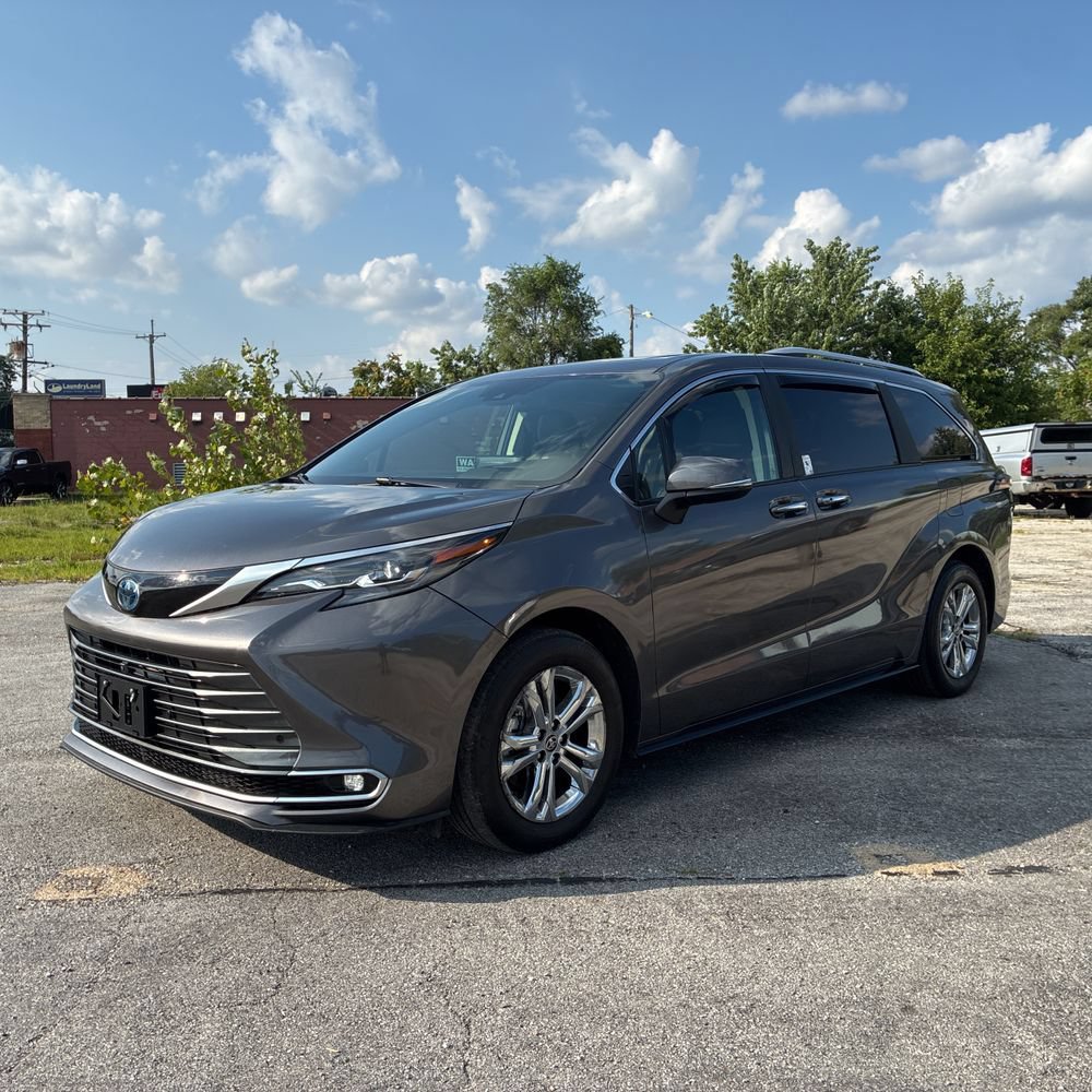 Used 2024 Toyota Sienna Platinum