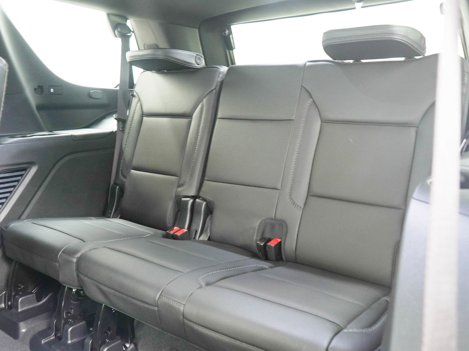 Used 2023 GMC Yukon Denali AWD/4WD image 15