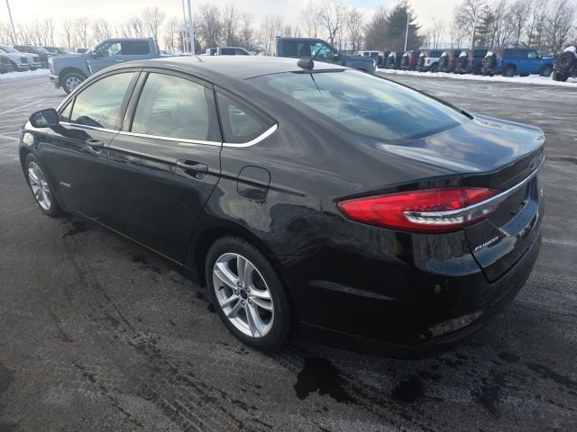 Used 2018 Ford Fusion S image 3