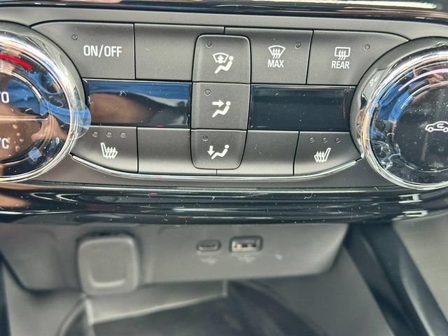 New 2026 Chevrolet Trax ACTIV w/ Sunroof Package FWD image 14