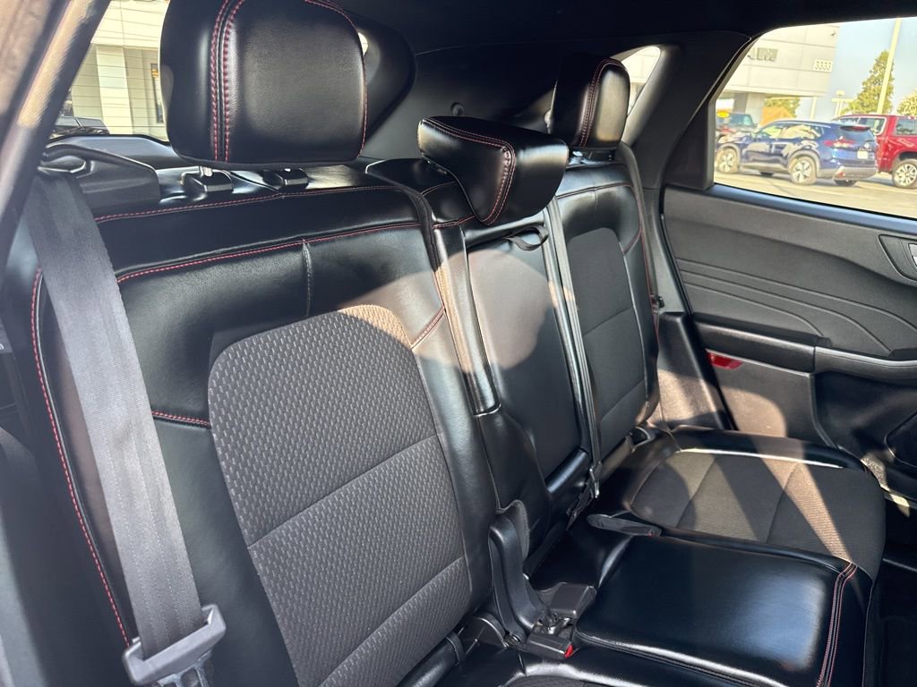 Used 2024 Ford Escape ST-Line image 14