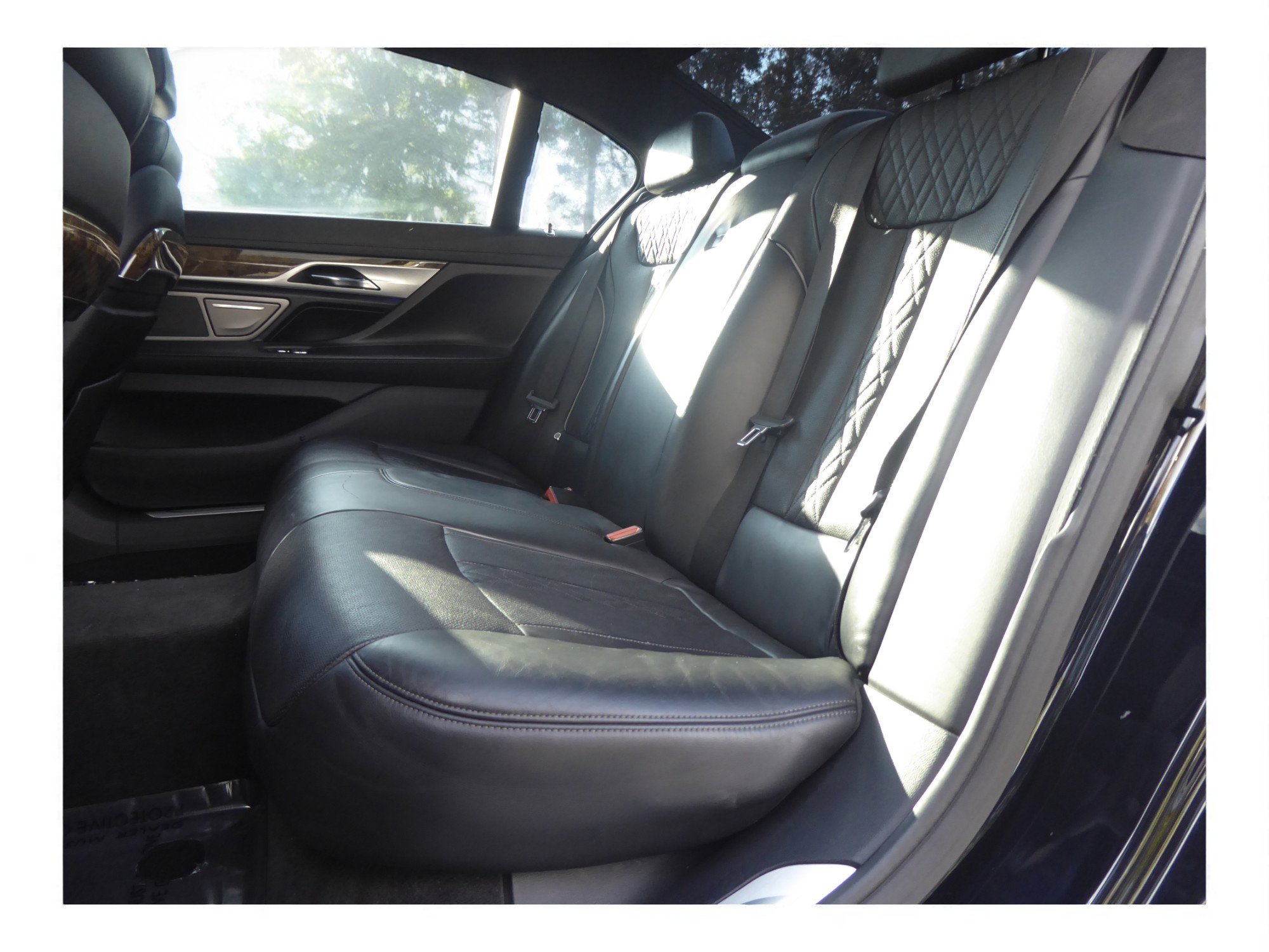 Used 2016 BMW 750i xDrive image 18