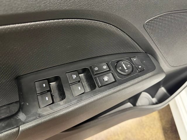 Used 2019 Hyundai Elantra Sport w/ Cargo Package FWD image 11
