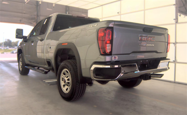 Used 2025 GMC Sierra 2500 Pro w/ 1SA Pro Safety Plus Package AWD/4WD image 8