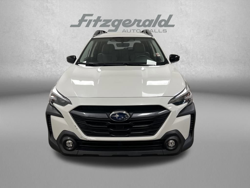 Used 2024 Subaru Outback Premium image 9