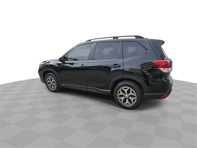 Used 2021 Subaru Forester Premium image 6