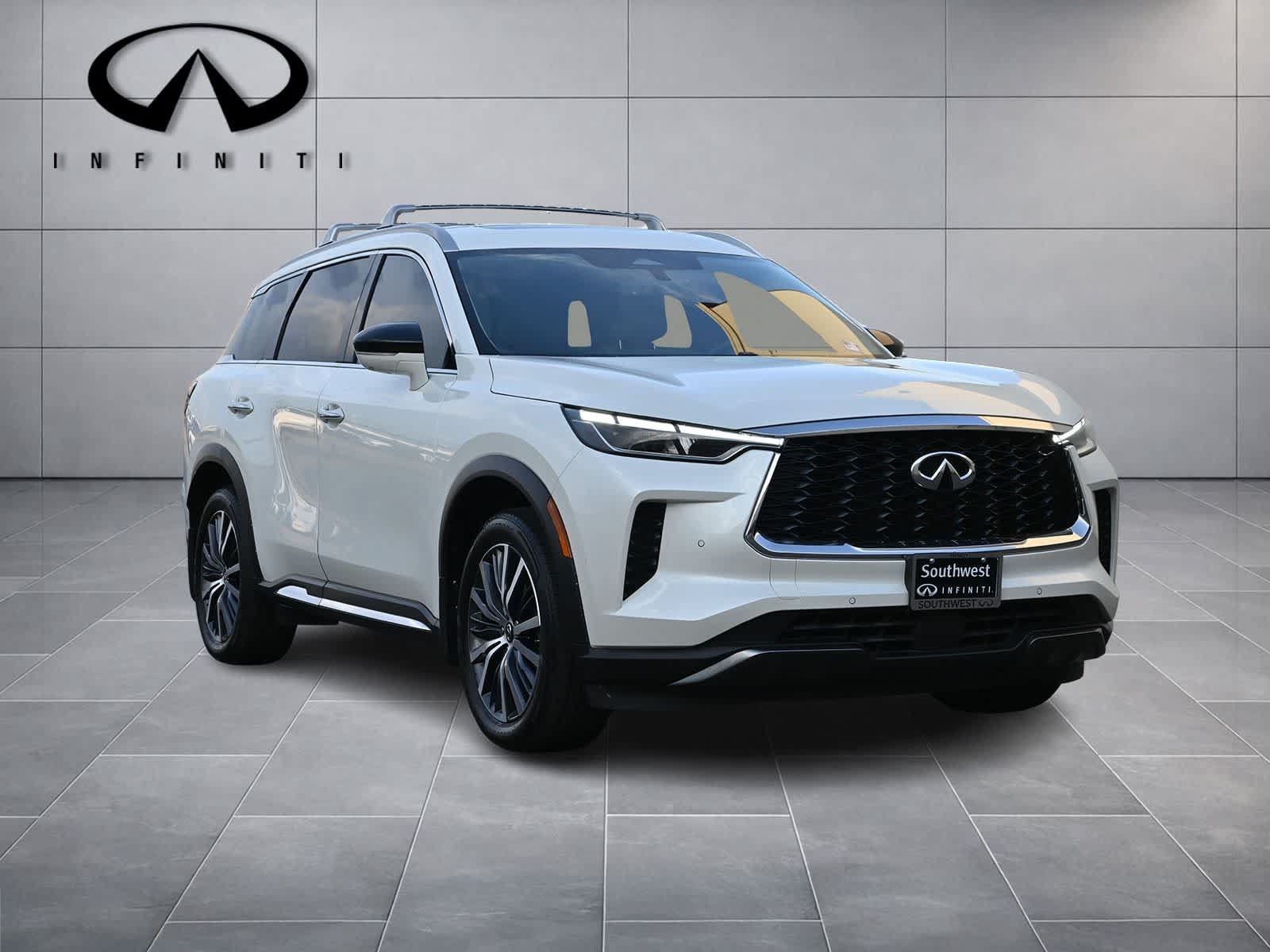 Certified 2024 INFINITI QX60 Sensory AWD/4WD image 3