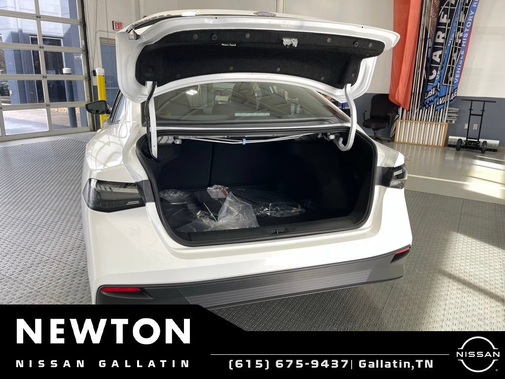 New 2026 Nissan Sentra SV w/ SV Convenience Package FWD image 8