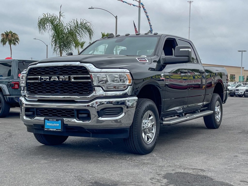 New 2024 RAM 2500 Tradesman w/ Chrome Appearance Group image 2