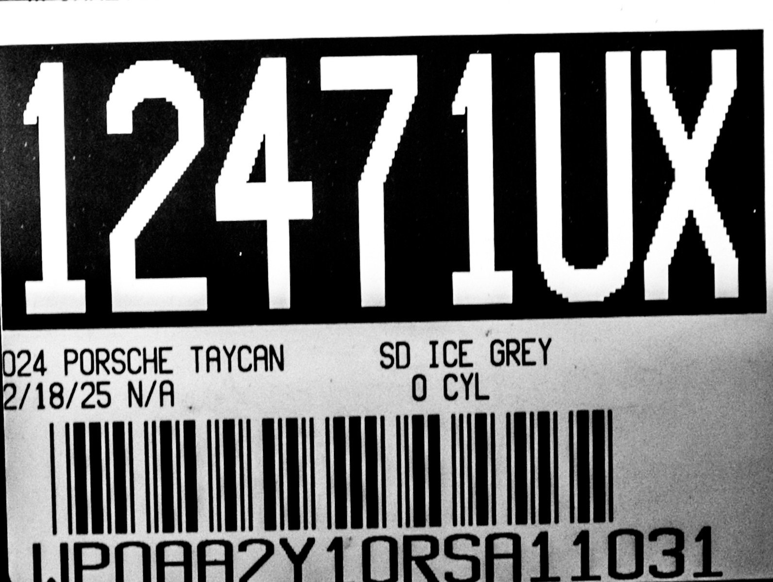 Certified 2024 Porsche Taycan image 31