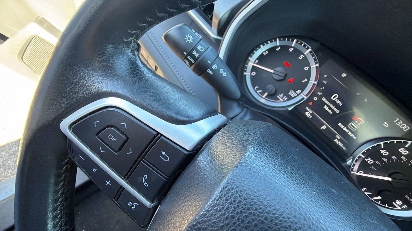 Used 2023 Toyota Highlander XLE image 33