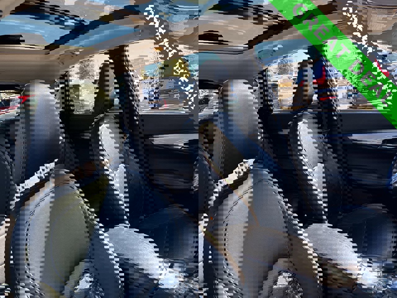 Used 2019 INFINITI QX50 Essential w/ Premium Heat Package image 12