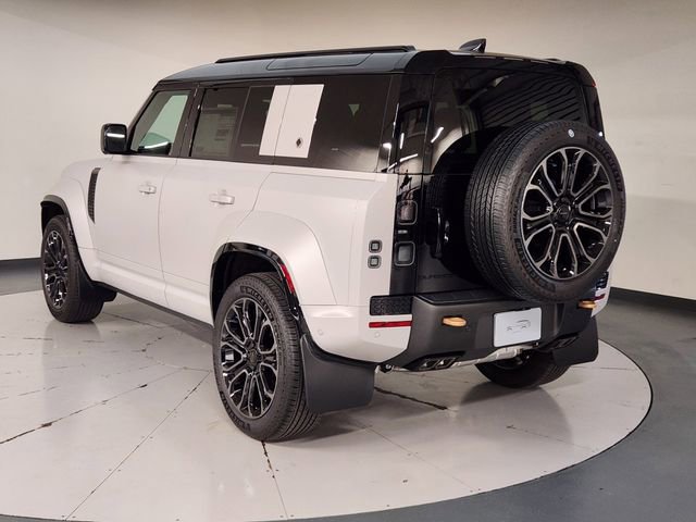 New 2026 Land Rover Defender 110 OCTA image 6