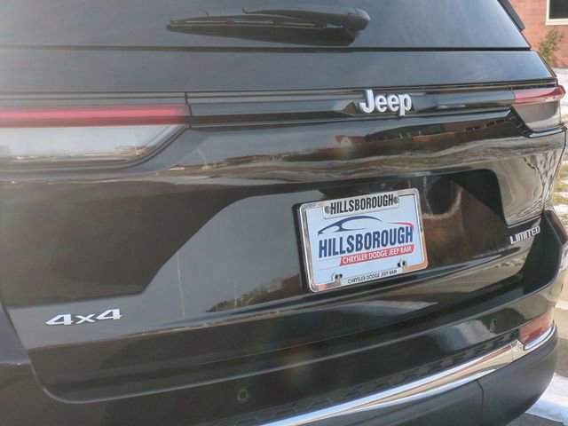 Used 2024 Jeep Grand Cherokee Limited image 22