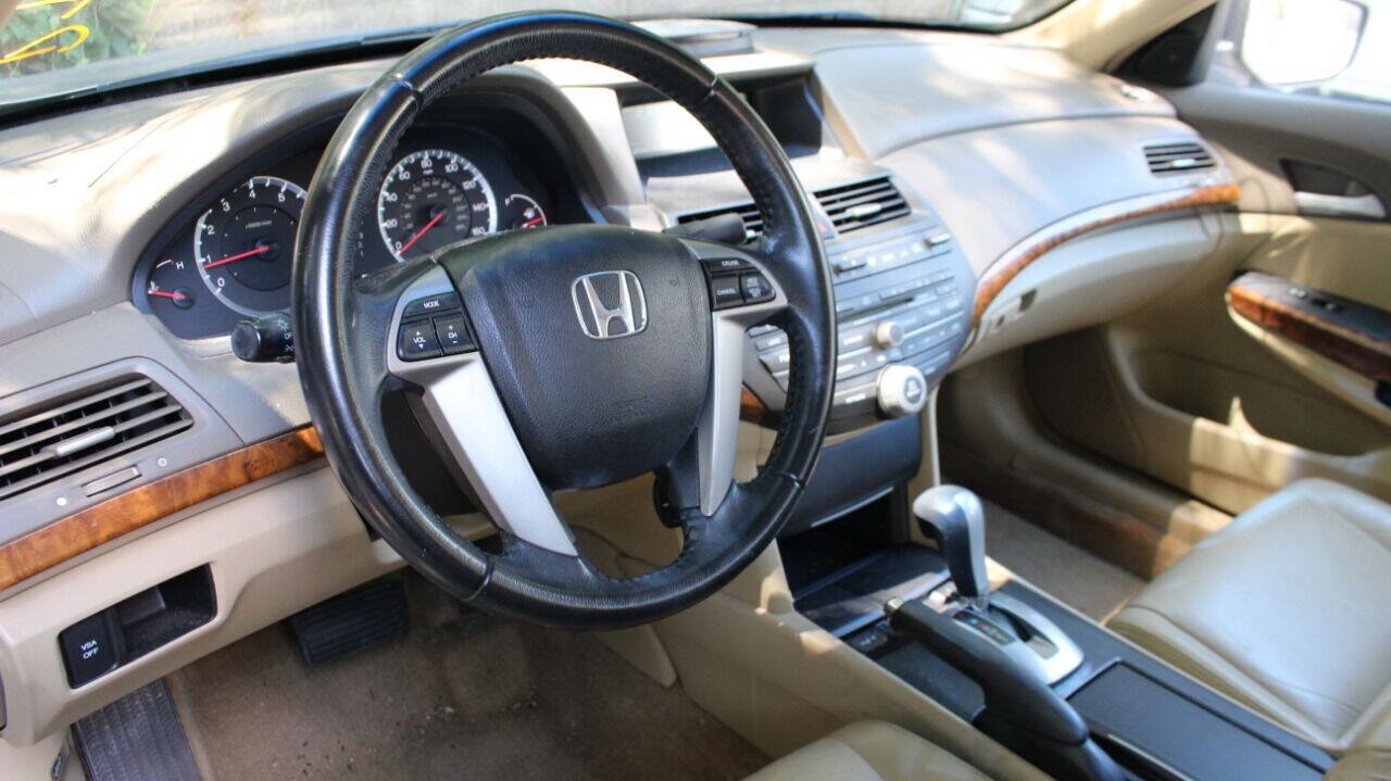Used 2009 Honda Accord EX-L image 18