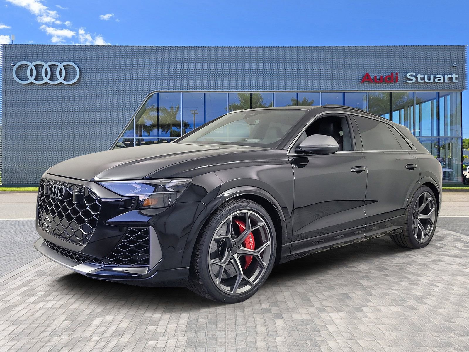 New 2026 Audi RS Q8 performance image 3